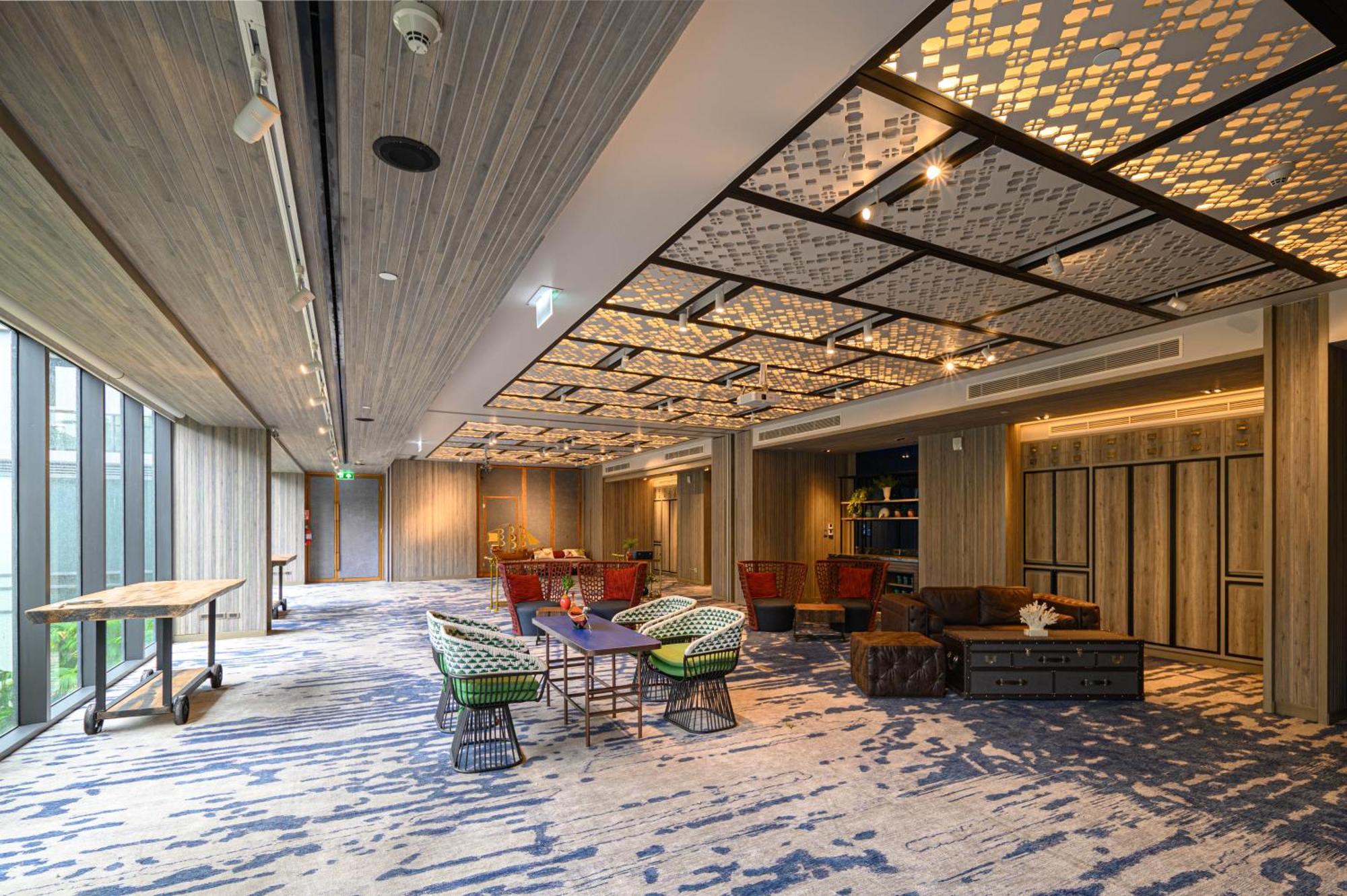 Hotel Indigo Phuket Patong By Ihg Εξωτερικό φωτογραφία The interior of the hotel